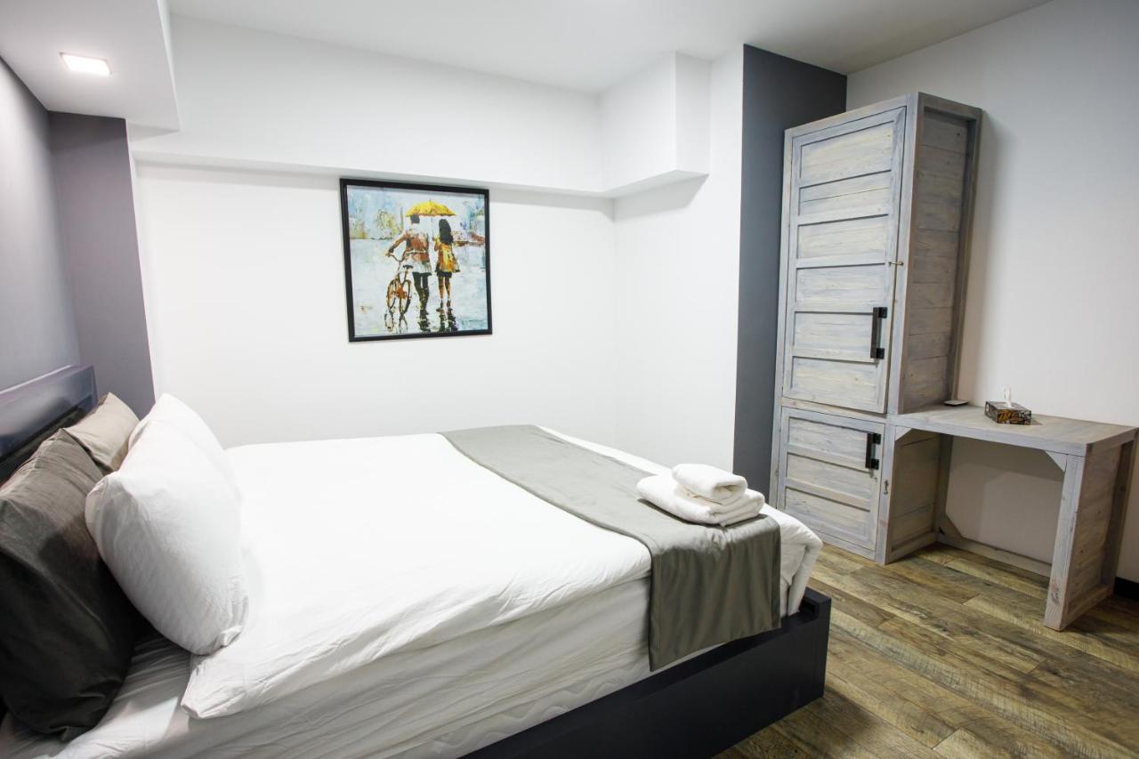 The Phoenix Boutique Hotel 예레반 외부 사진
