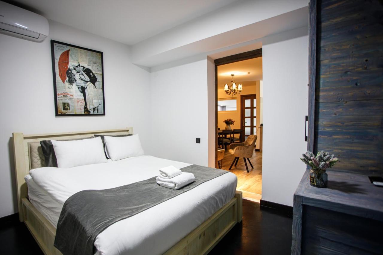The Phoenix Boutique Hotel 예레반 외부 사진