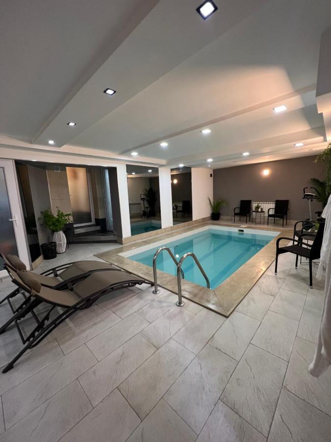 The Phoenix Boutique Hotel 예레반 외부 사진